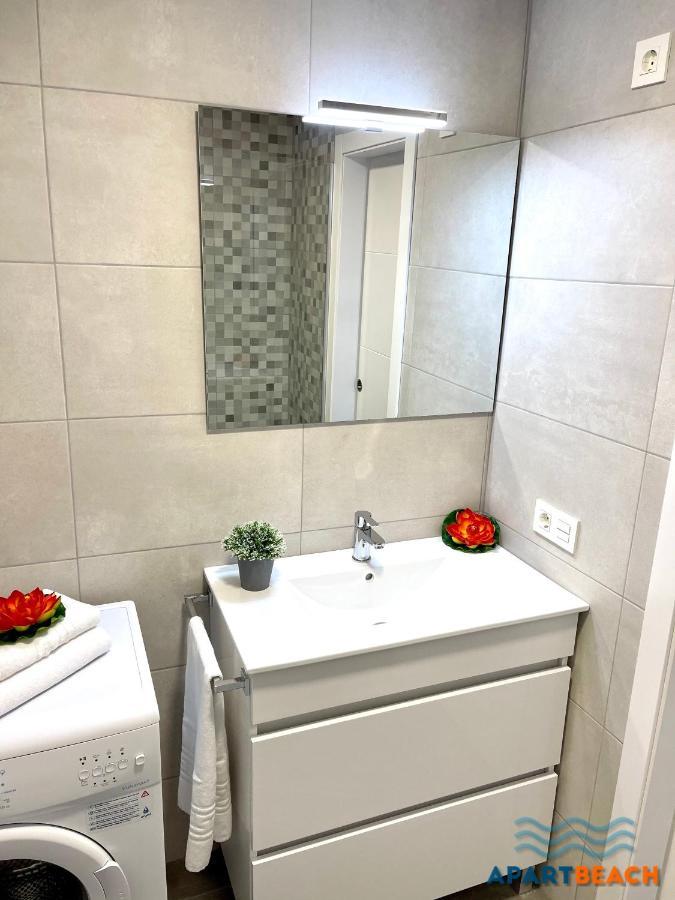Apartbeach Novelty 3º Frente Playa Y Gran Terraza 萨洛 外观 照片